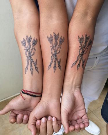 50 Stunning Arrow Tattoos Designs That No One Can Ignore