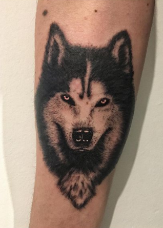 90 Influential and Bold Alpha Wolf Tattoos For Men That Are Splendid