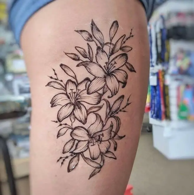 105 Best Hip Tattoo Designs  Meanings for Girls  2019