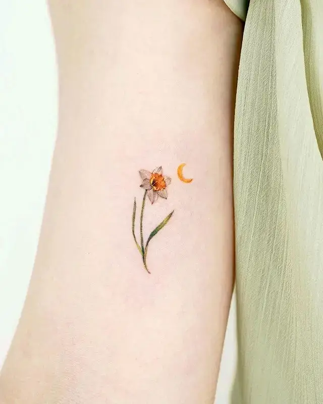 Top more than 71 daffodil wrist tattoo latest - thtantai2
