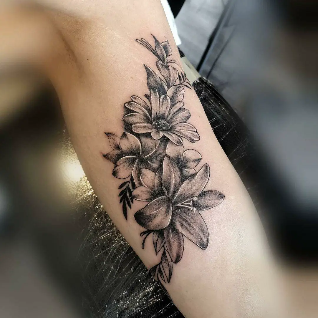55 Beautiful Lily Flower Tattoo Ideas With Hidden Meaning - Psycho Tats