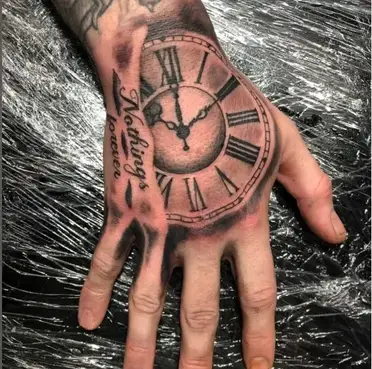 32 New Incredible Clock Tattoo Designs for Best Inking
