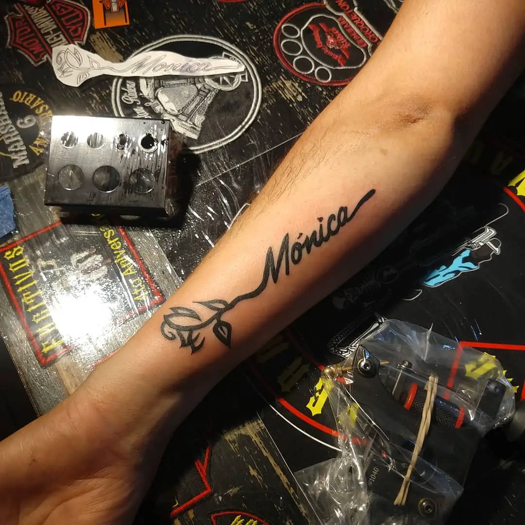 71 Amazing Name Tattoo Ideas To Try on The Wrist - Psycho Tats