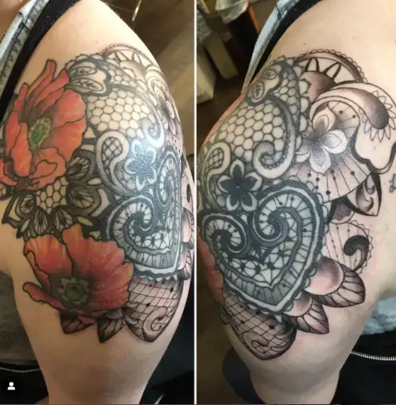 Sweet Lace Tattoo On Right Shoulder