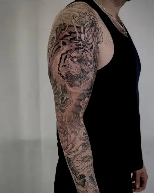 Amazing Flower & Tiger Tattoo