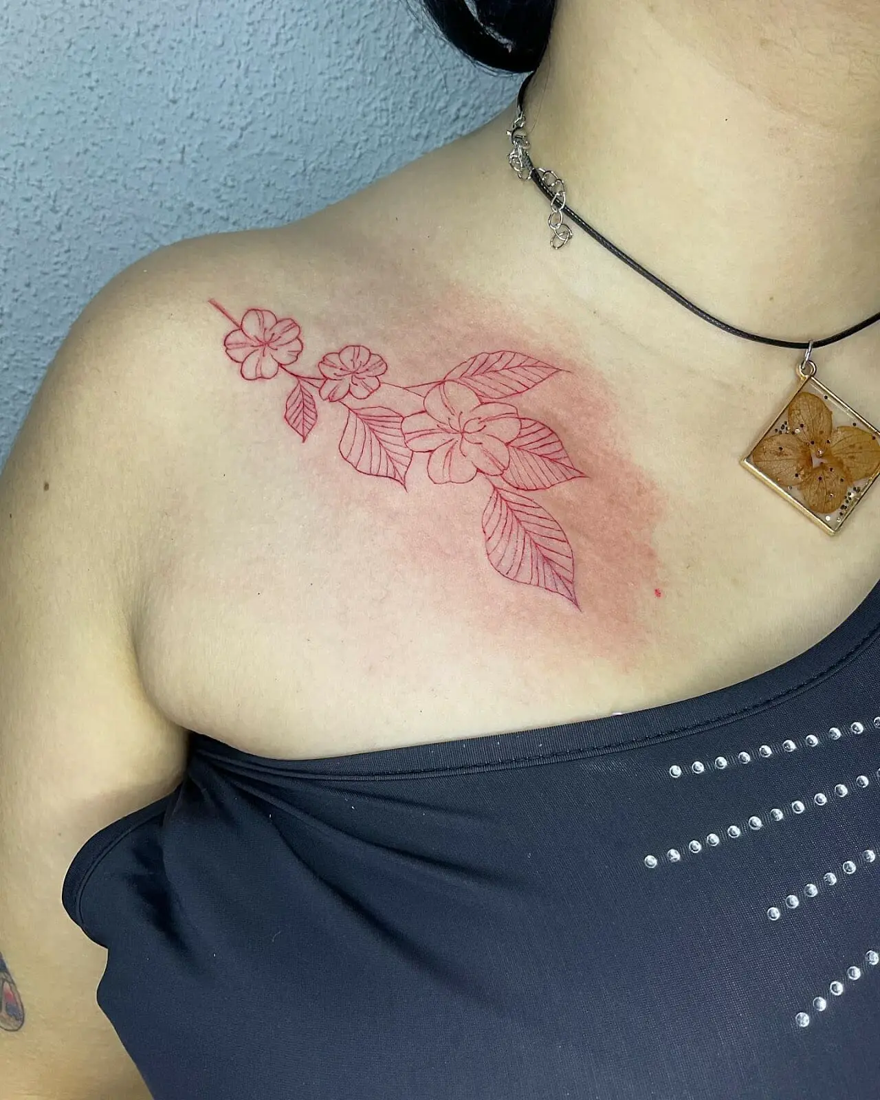 How To Treat Pimples On New Or Old Tattoos?